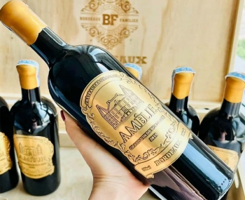 Rượu vang Pháp Amelie