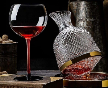 Decanter xoay 360 độ - bình đựng rót rượu vang cao cấp